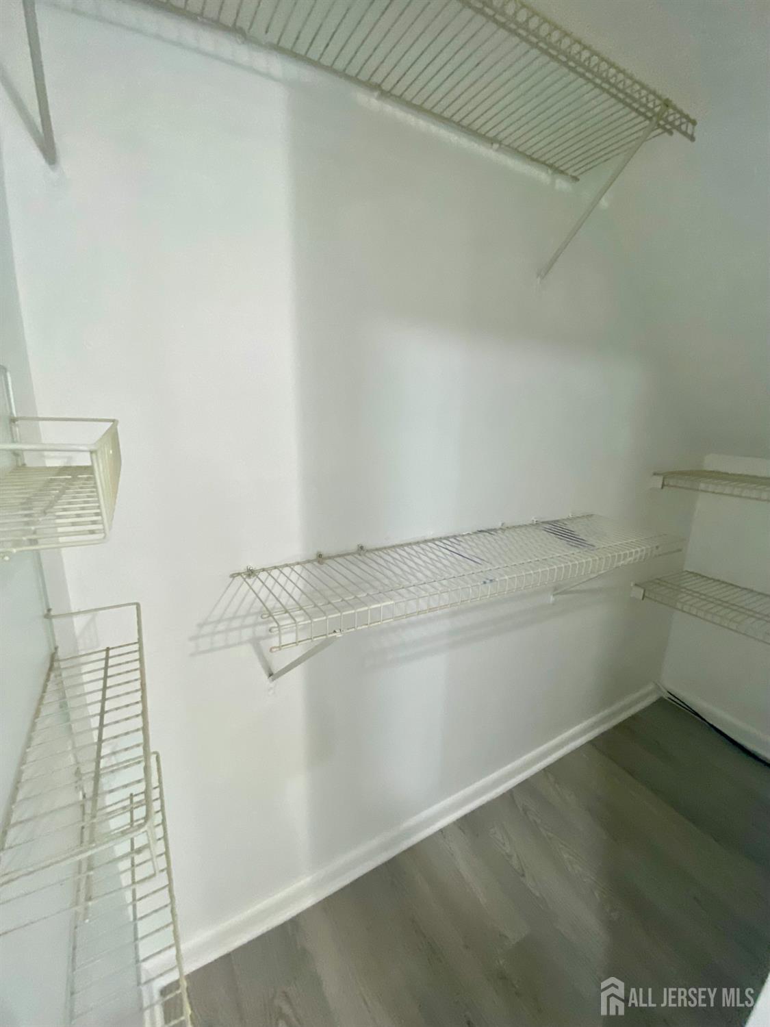 41 Elmwood Avenue, Carteret, NJ, 07008 image 25