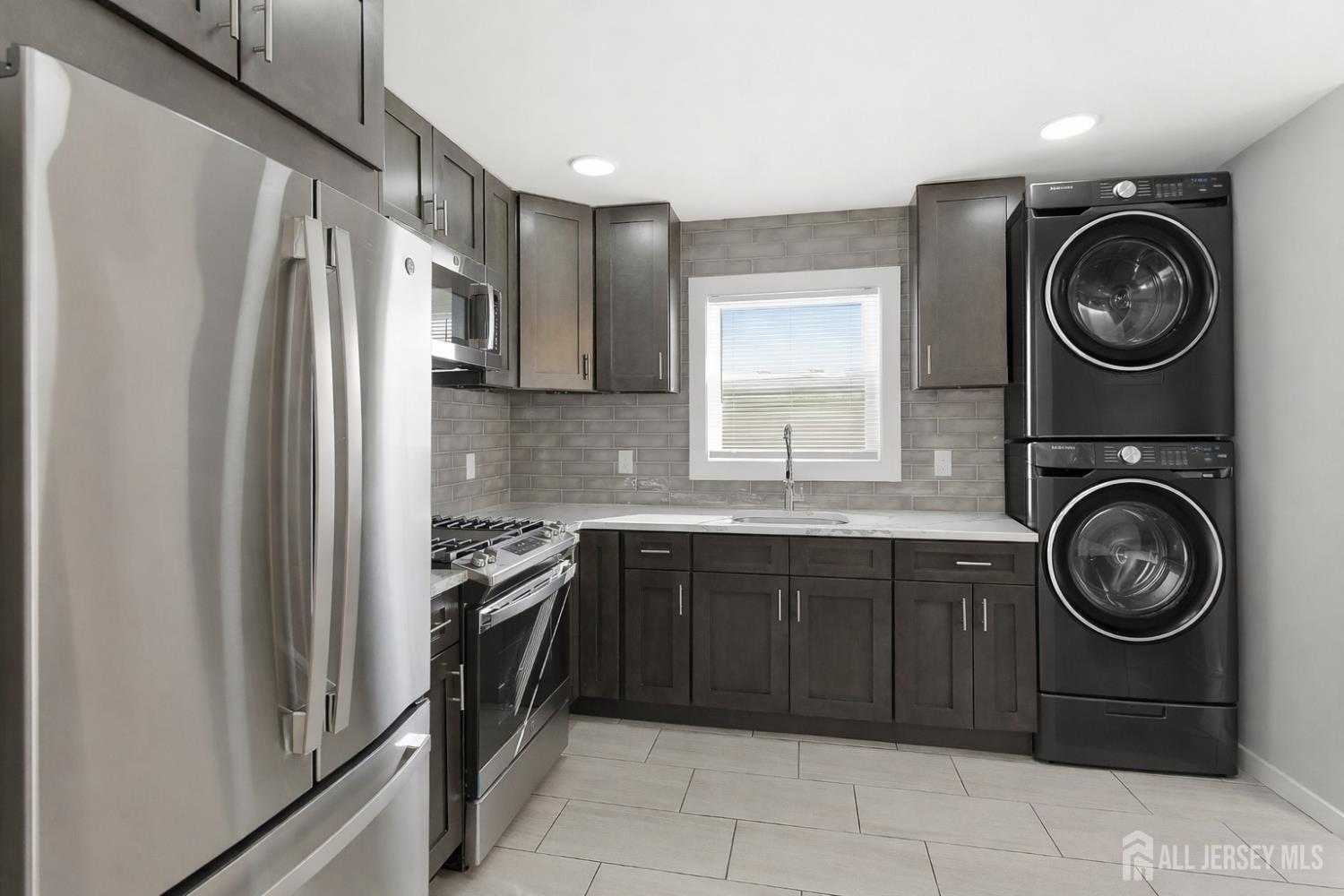 19 Evelyn Court Image 5