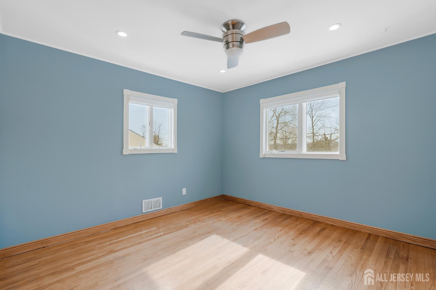 325 Colonia Boulevard, Colonia, NJ, 07067 image 17