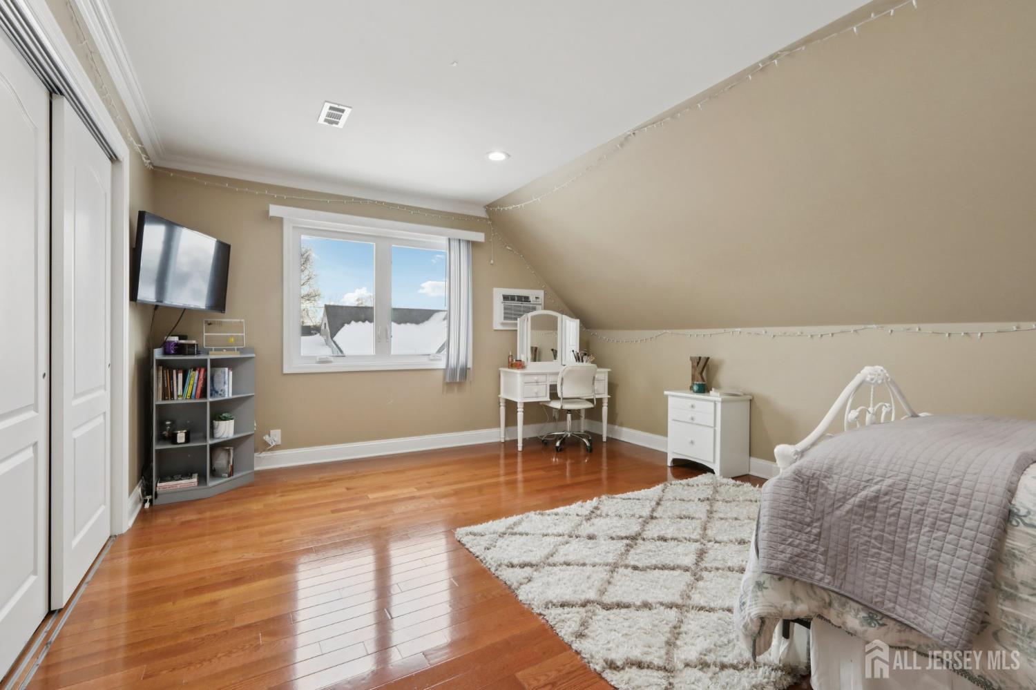 26 Linda Avenue, Colonia, NJ, 07067 image 29