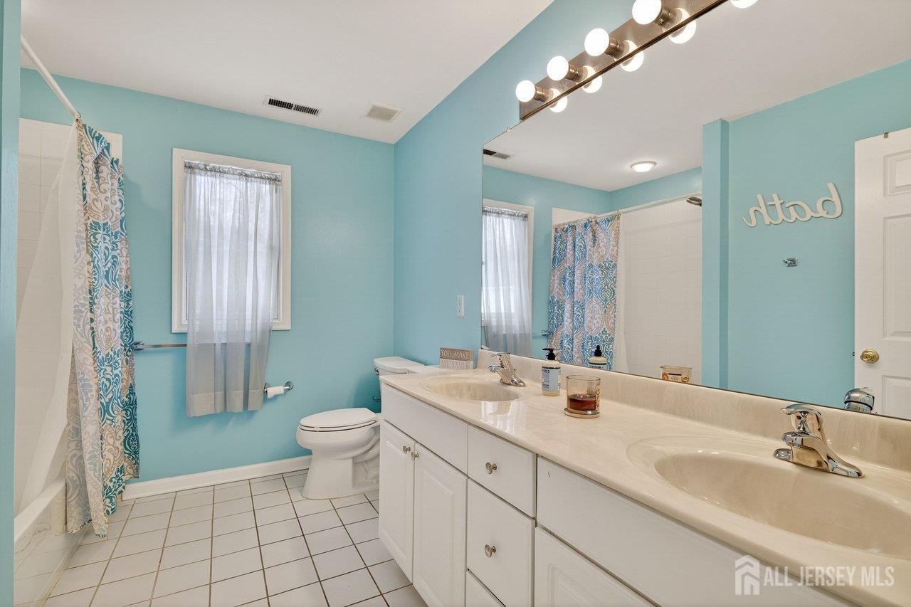 14 Yosemite Court, Old Bridge, NJ, 08857 image 47