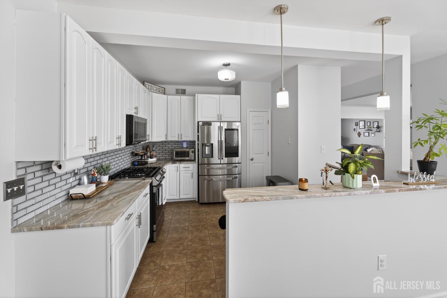 39 Kirschman Drive, Old Bridge, NJ, 07747 image 15