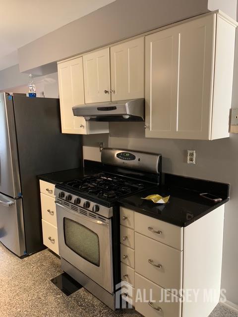 1702 Edison Glen Terrace Image 3