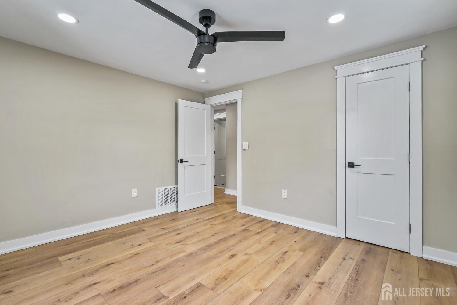 820 front Street, Dunellen, NJ, 08812 image 28