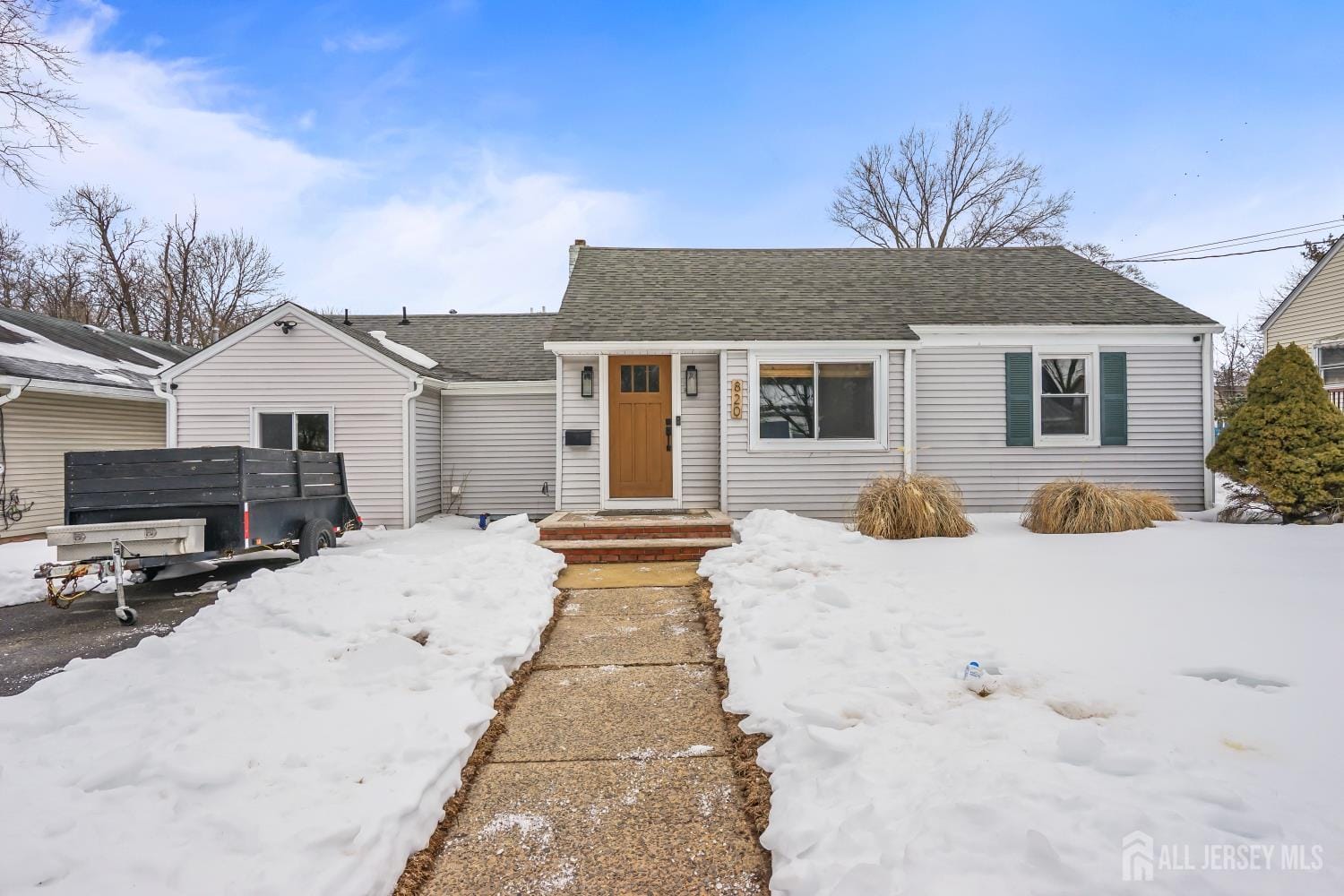 820 front Street Image 1