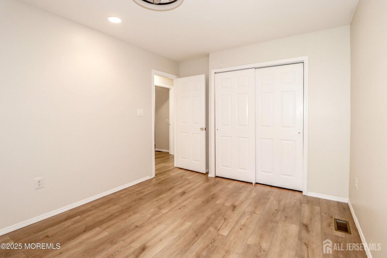 8 Benjamin Franklin Drive, Monroe, NJ, 08831 image 12