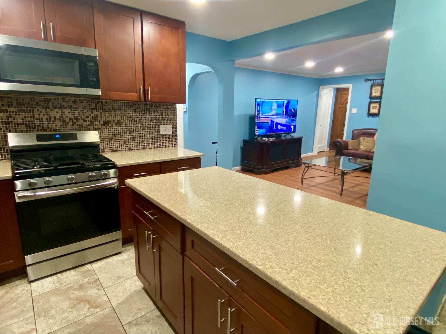 41 Elmwood Avenue, Carteret, NJ, 07008 image 8