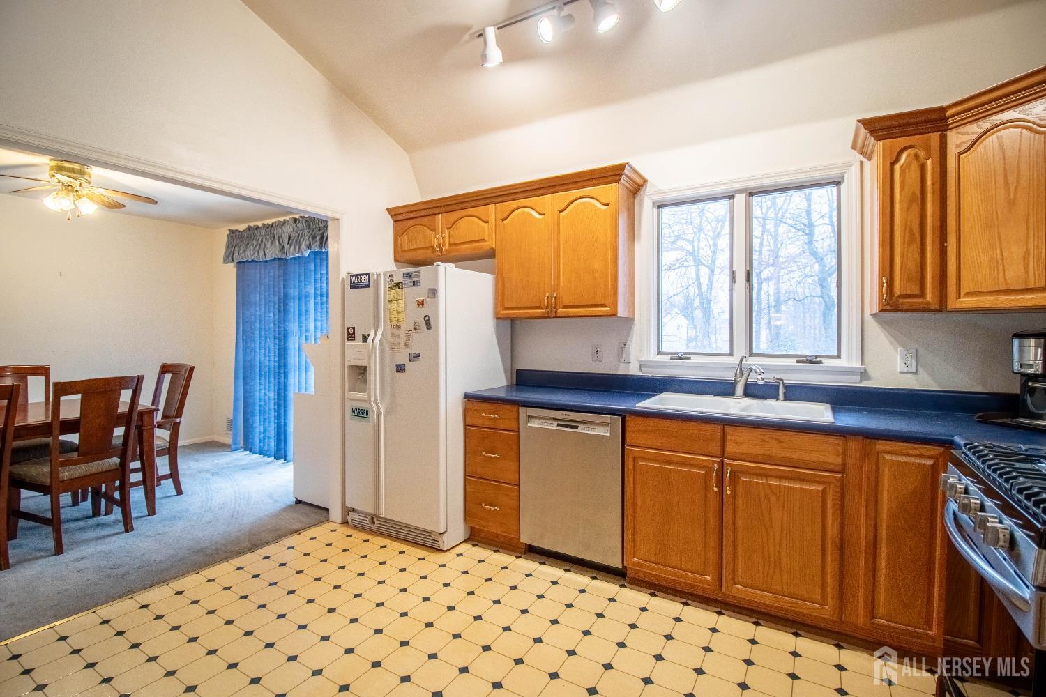 2250 Plainfield Avenue, Piscataway, NJ, 08854 image 8