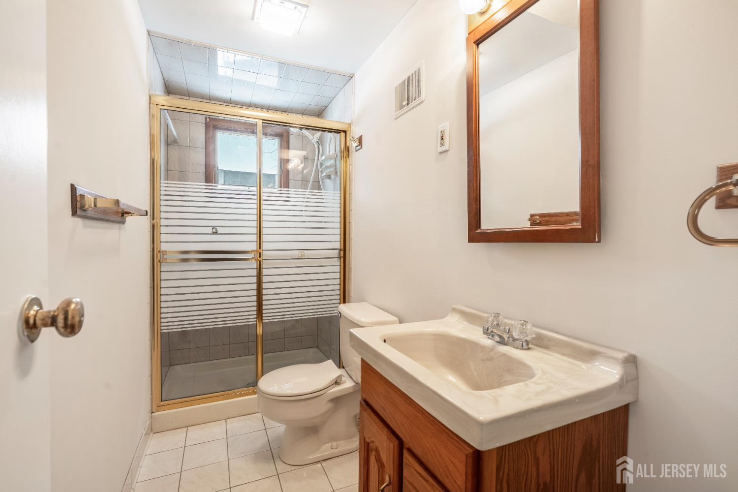 17 Sherry Road, East Brunswick, NJ, 08816 image 24