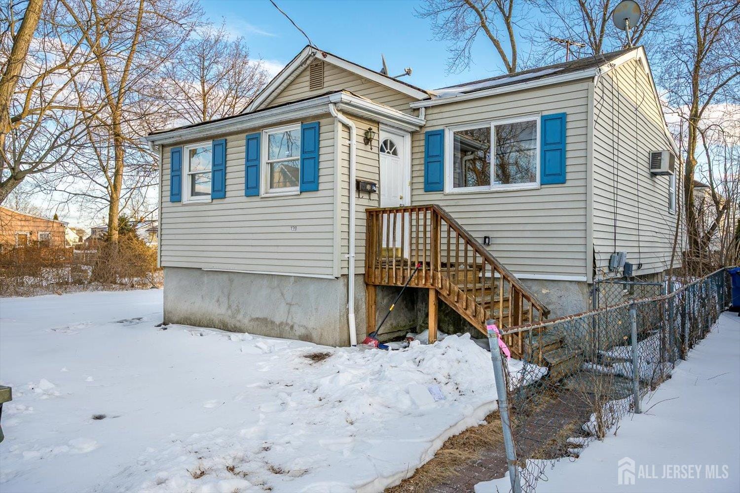 139 Fiat Avenue Image 5