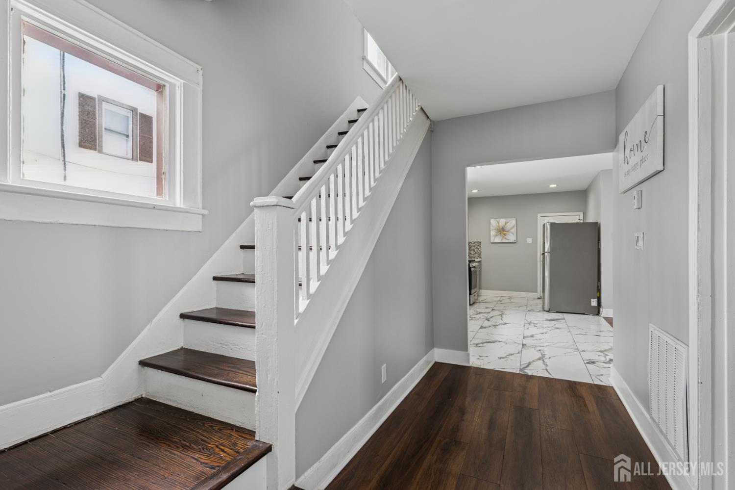 210 Rock Avenue Image 4