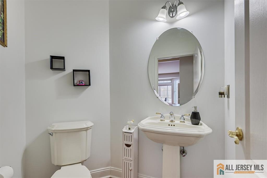 53 Kelly Way, South Brunswick, NJ, 08852 image 29