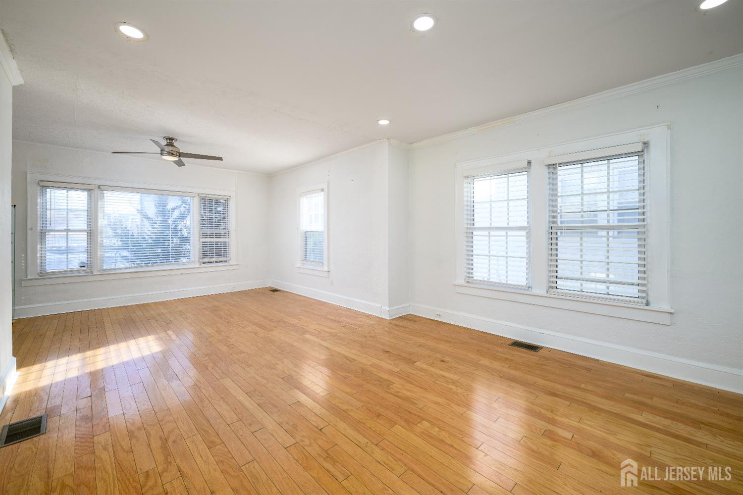 154 Lower Main Street Image 5