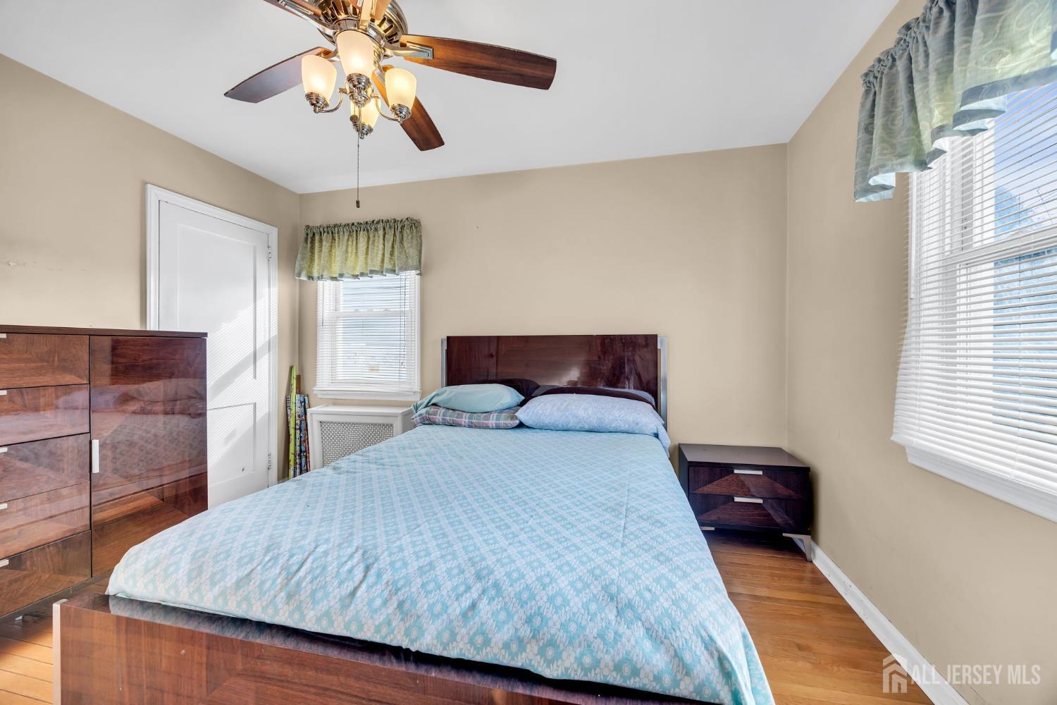 16 Sharot Street, Carteret, NJ, 07008 image 9