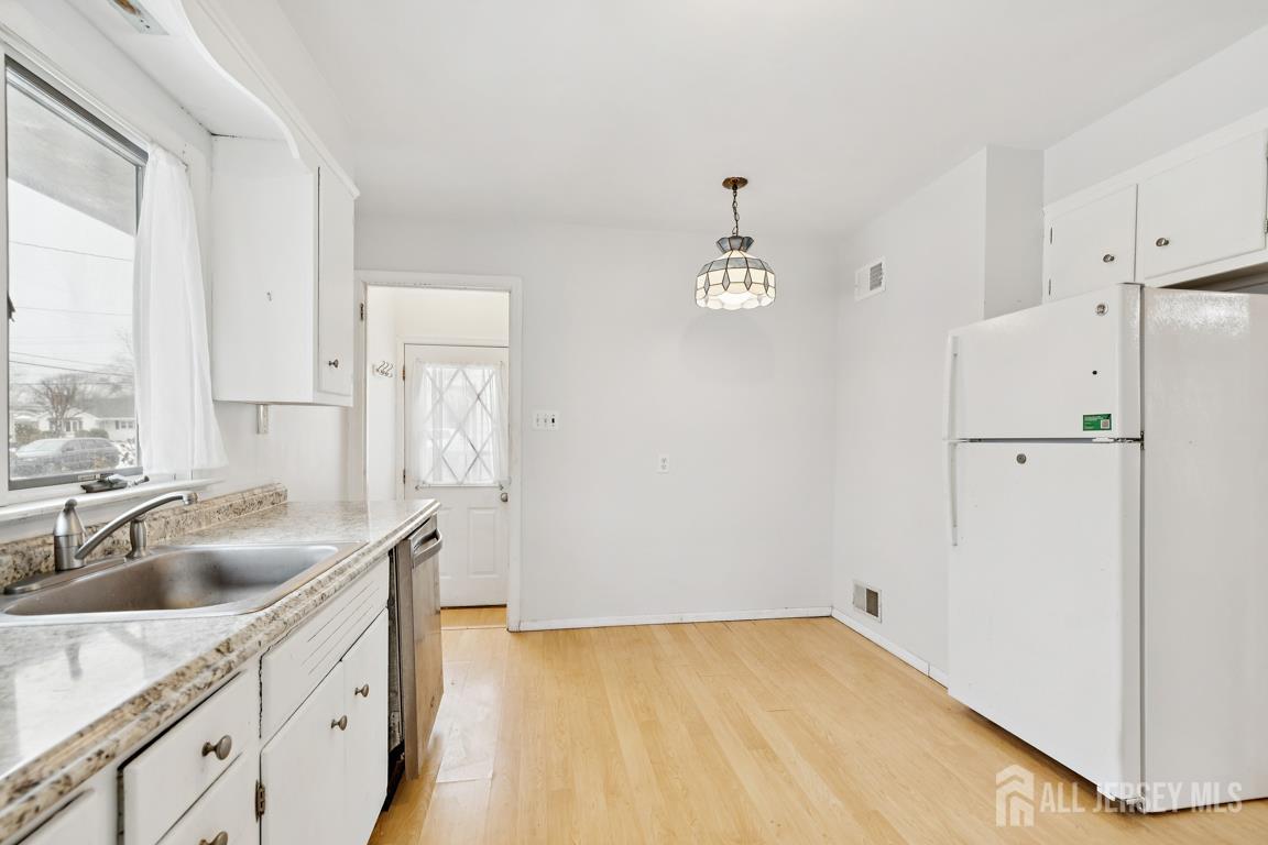 95 J F Kennedy Drive, Milltown, NJ, 08850 image 8