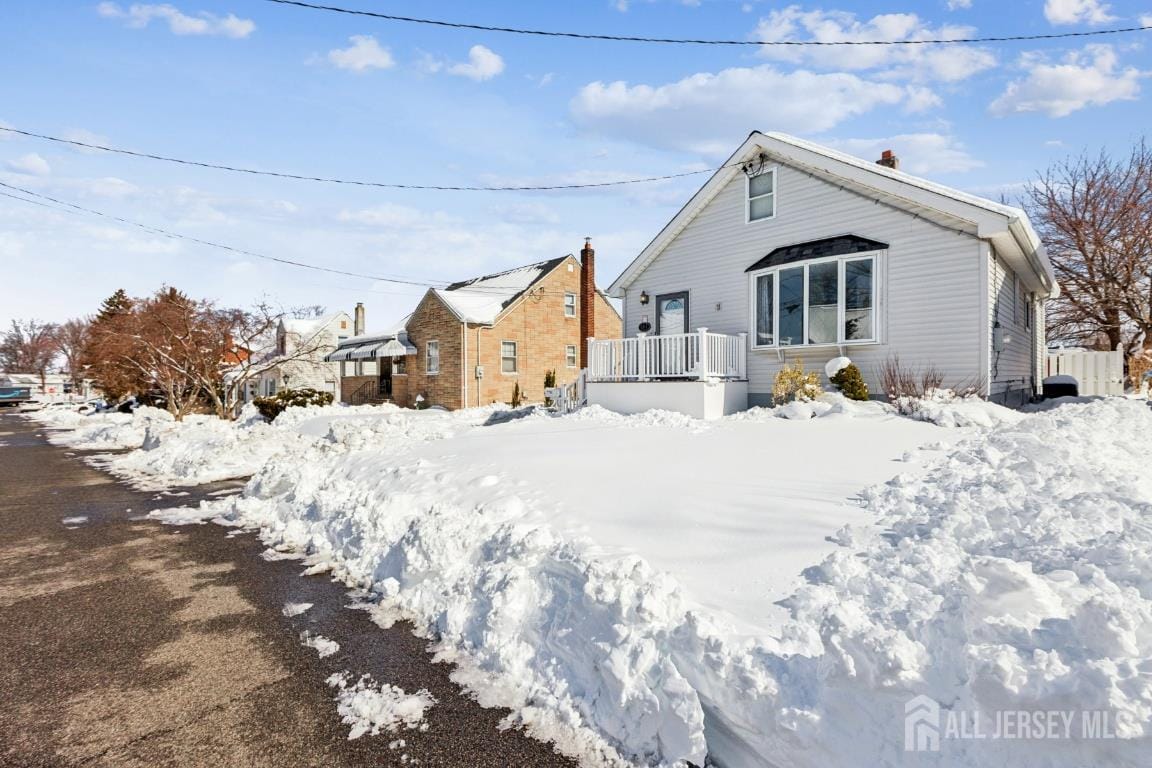 584 Garden Avenue Image 3