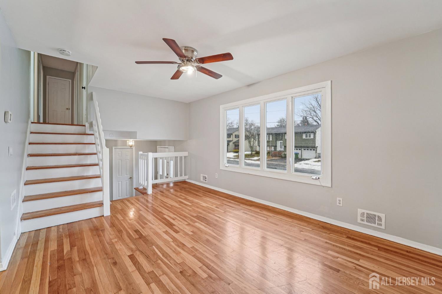 32 Waverly Dr, West Drive, Middlesex, NJ, 08817 image 10