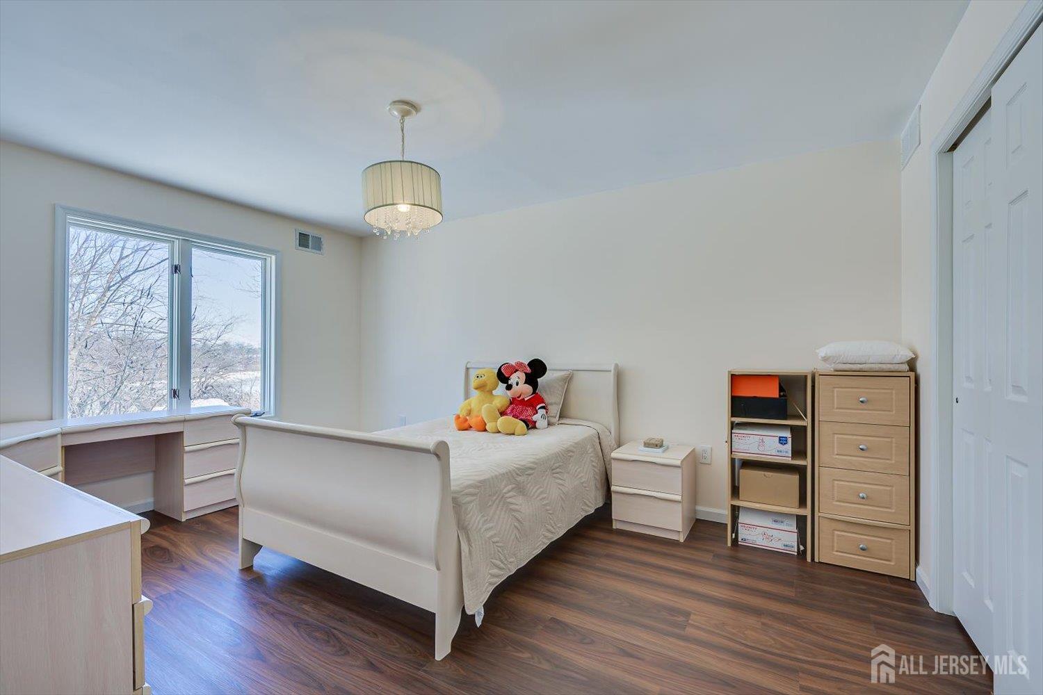 37 Jernee Drive, East Brunswick, NJ, 08816 image 63