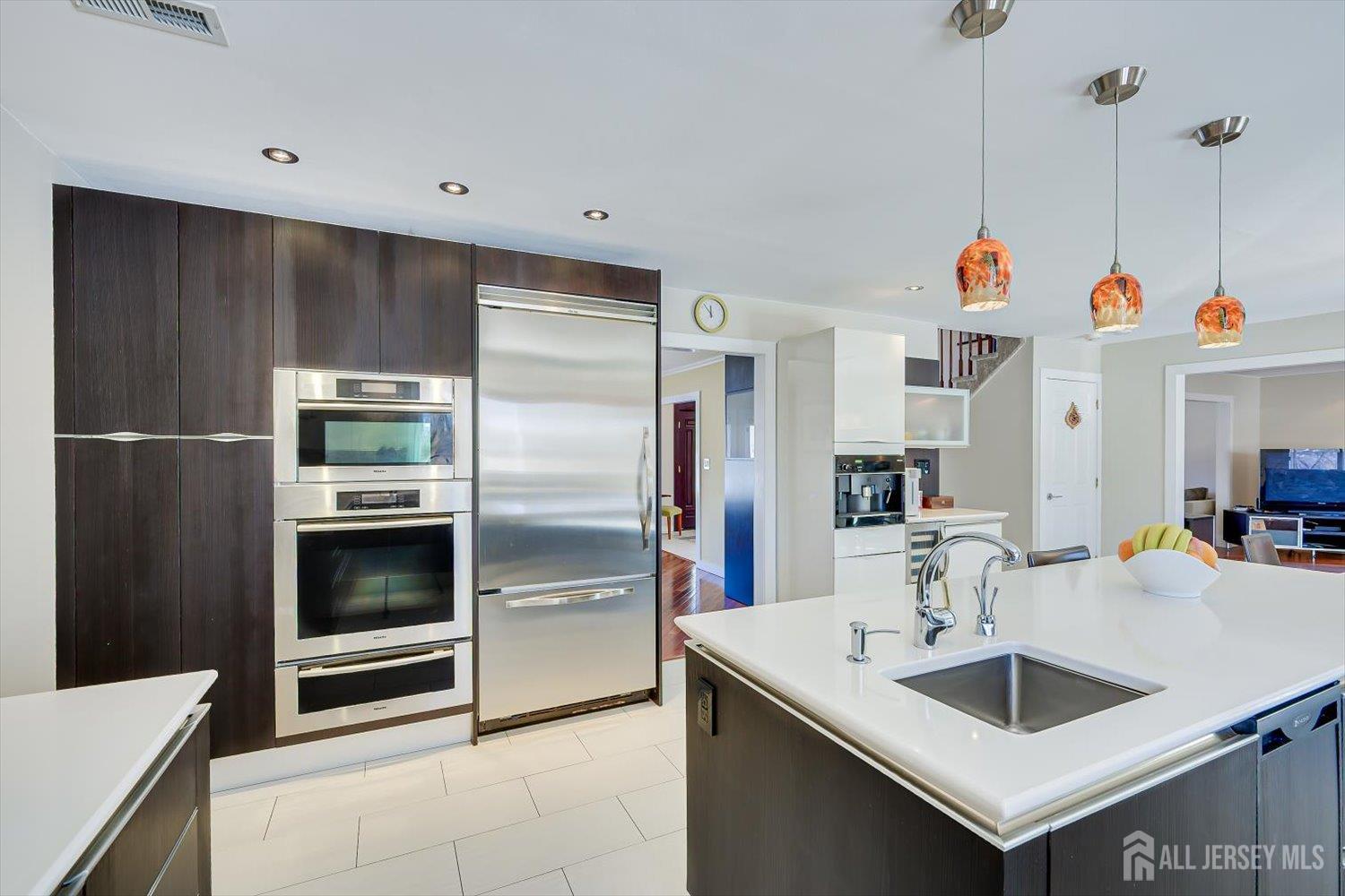 37 Jernee Drive, East Brunswick, NJ, 08816 image 31