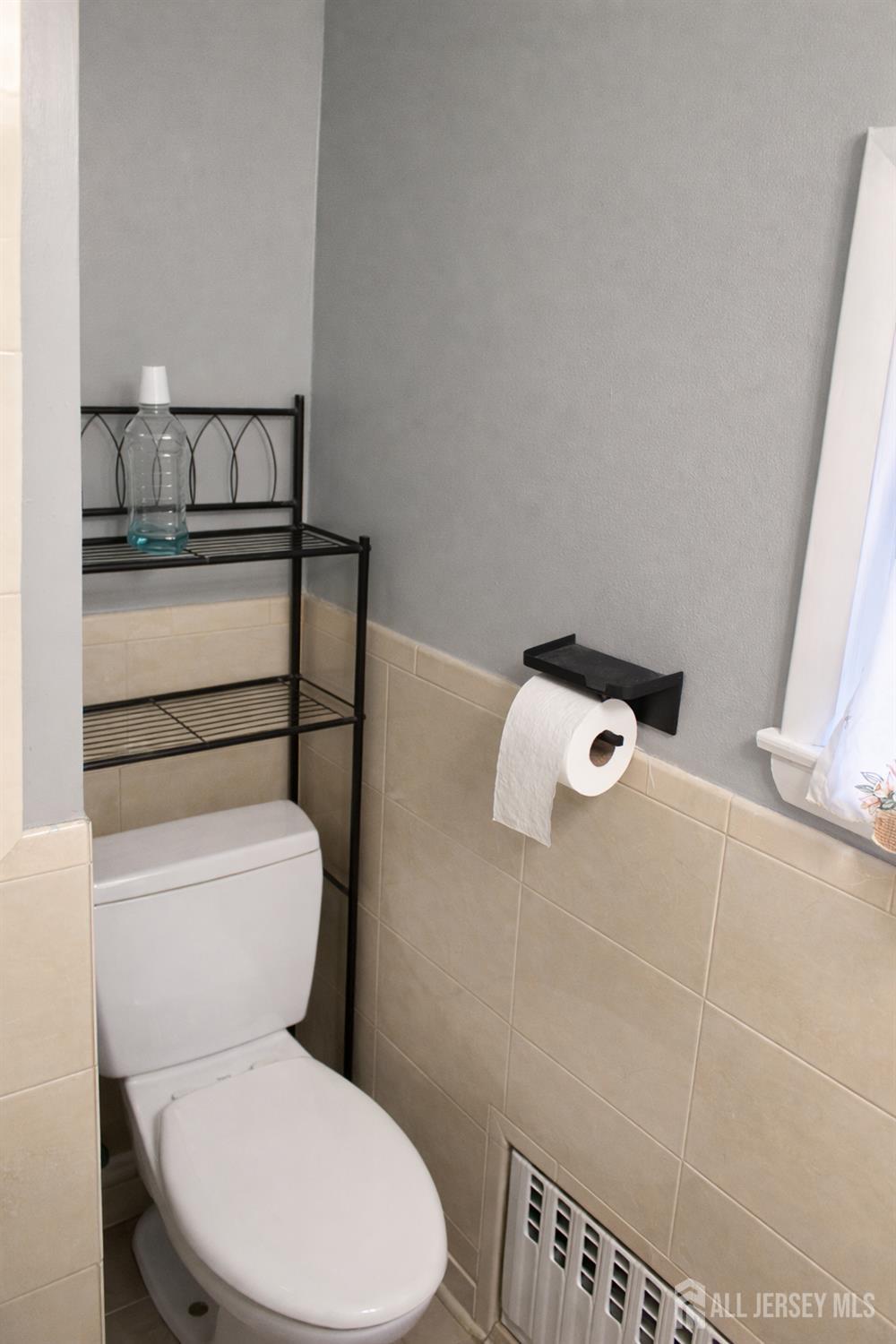 556 compton Avenue, Perth Amboy, NJ, 08861 image 25