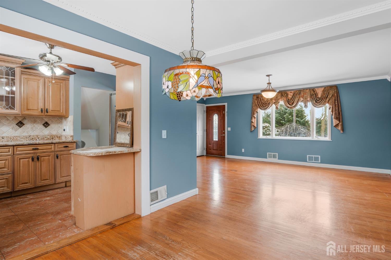 325 Colonia Boulevard, Colonia, NJ, 07067 image 11