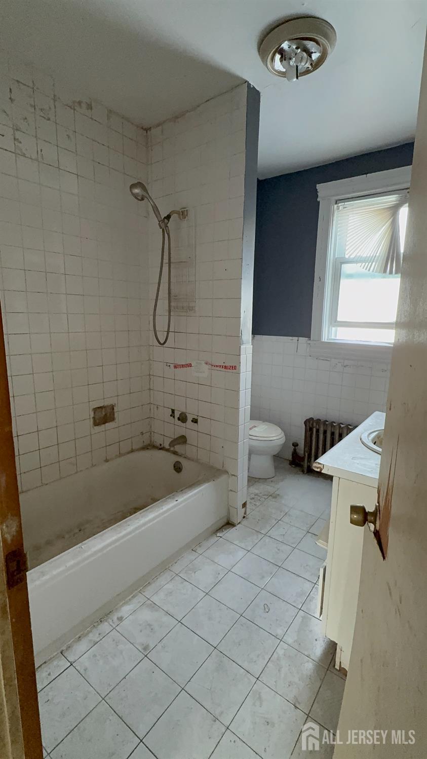 39 W 40 Street, Bayonne, NJ, 07002 image 11