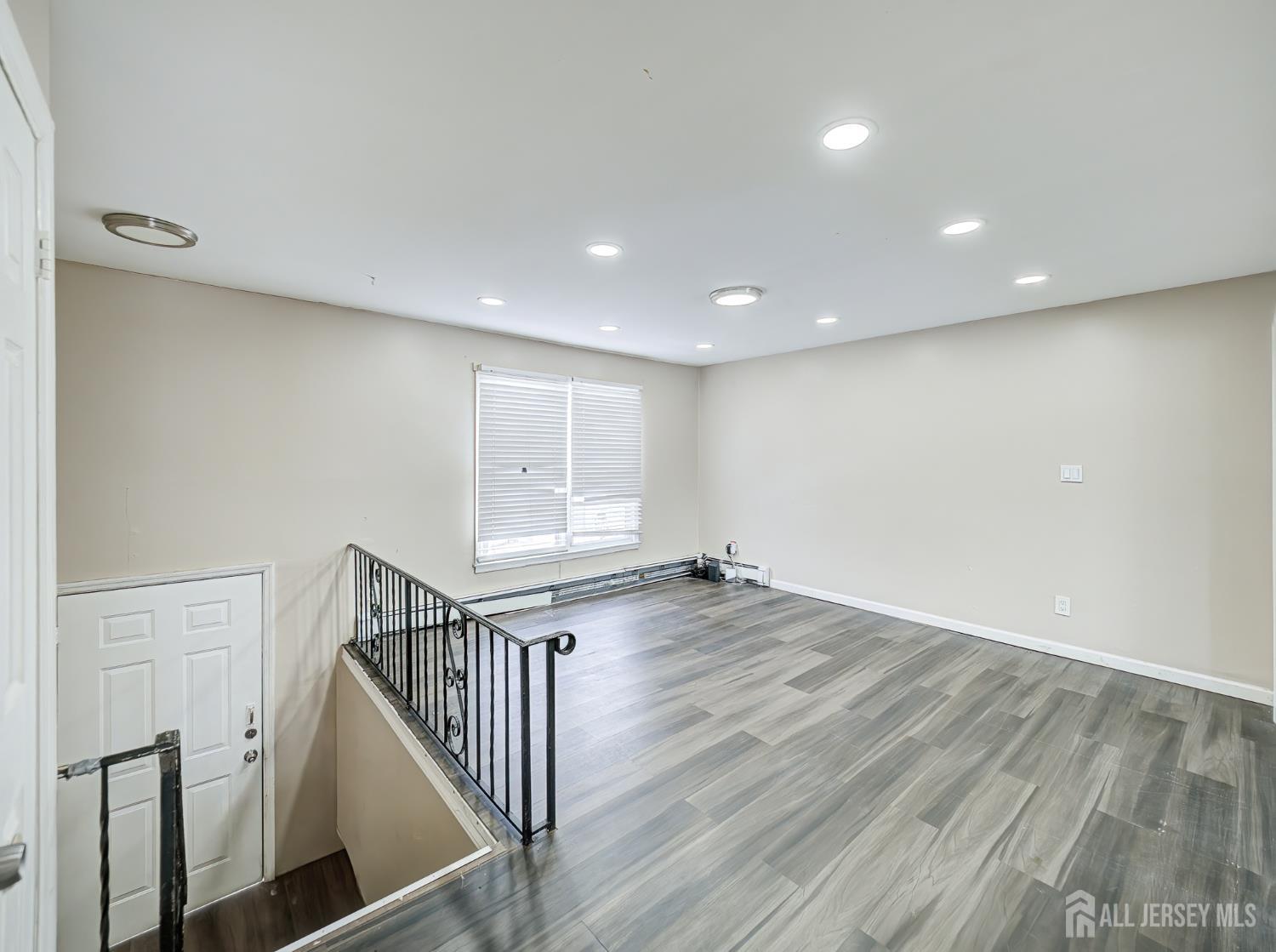 42 Mercer Street, Carteret, NJ, 07008 image 16