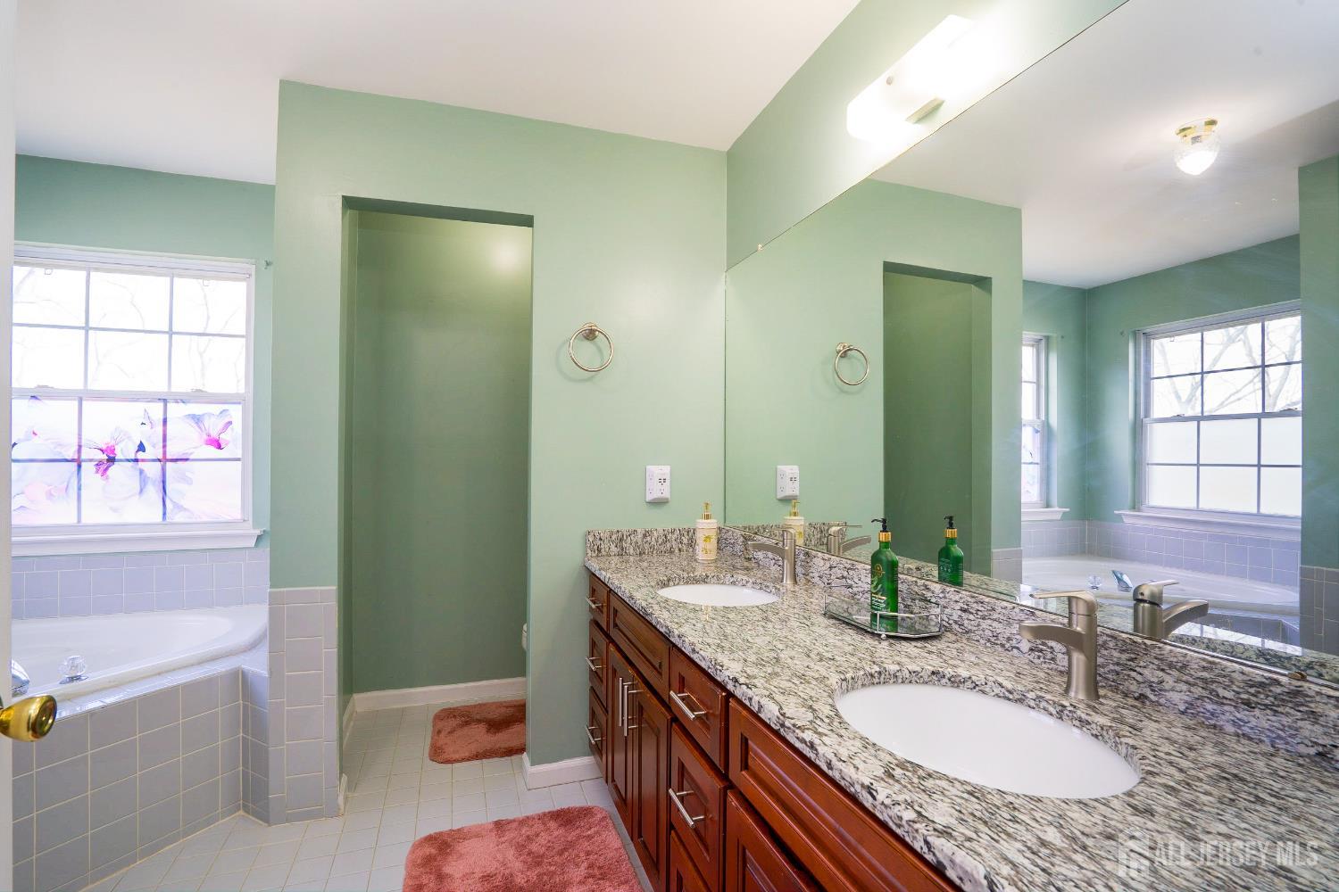 44 Lexington Road, South Brunswick, NJ, 08852 image 22