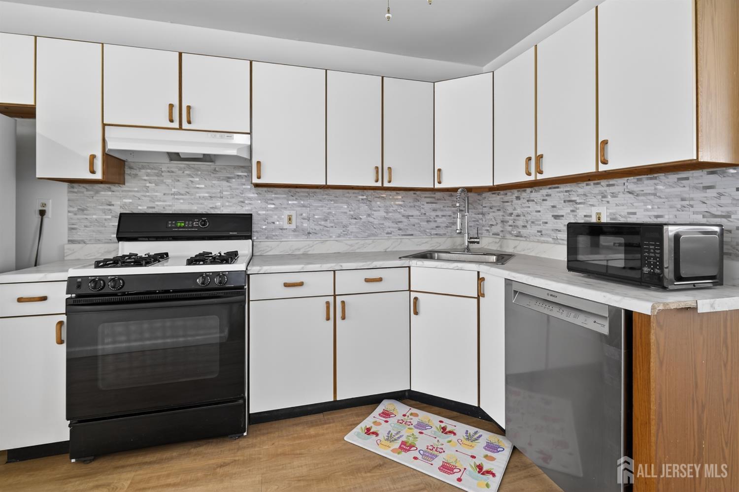 22 lake Avenue 5a, East Brunswick, NJ, 08816 image 27