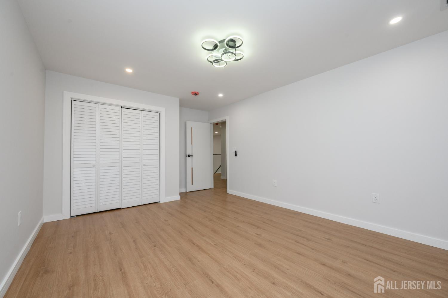 226 Washington Avenue, Milltown, NJ, 08850 image 32