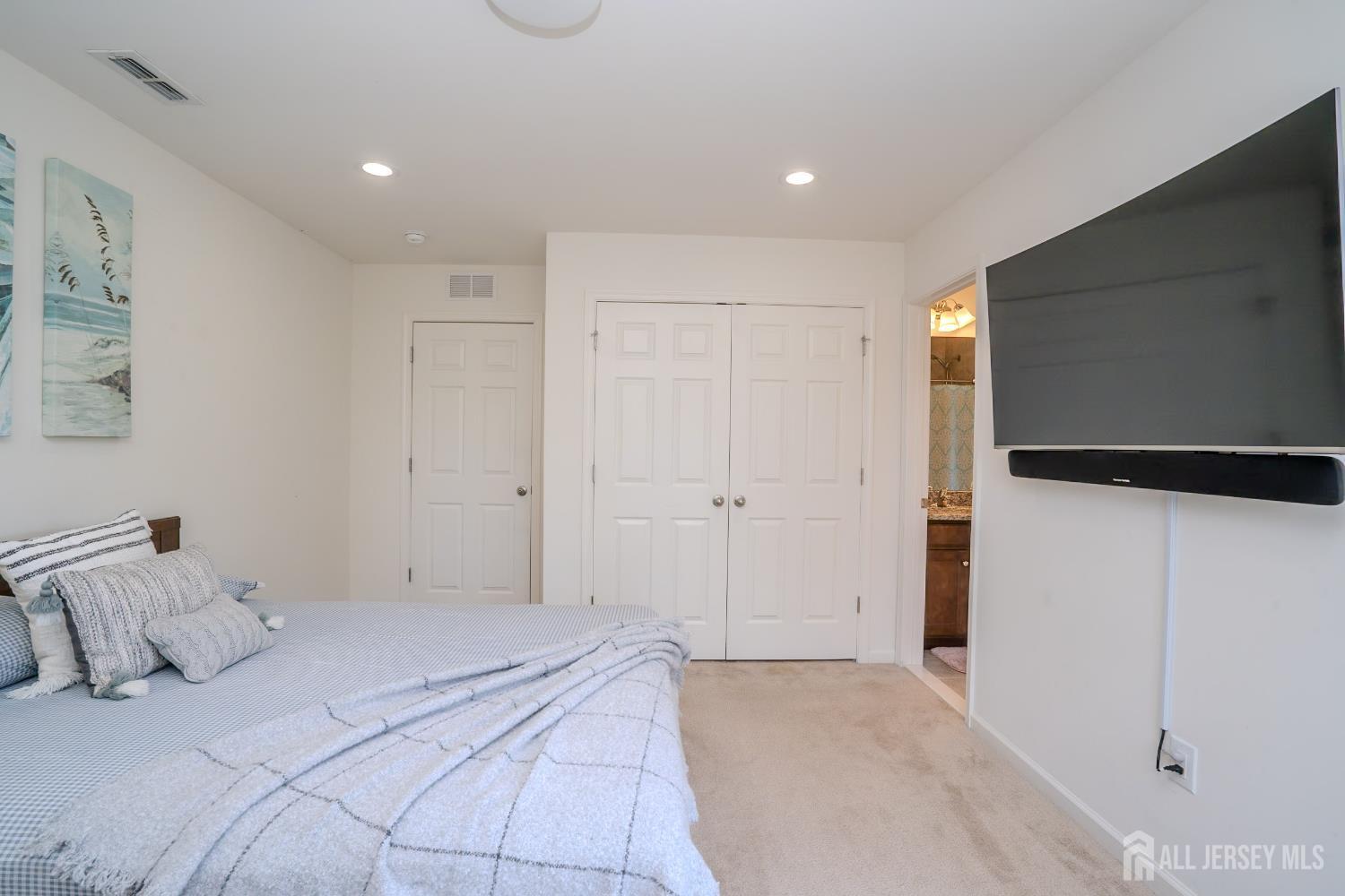 2 Jasmine Drive, Monroe, NJ, 08831 image 23