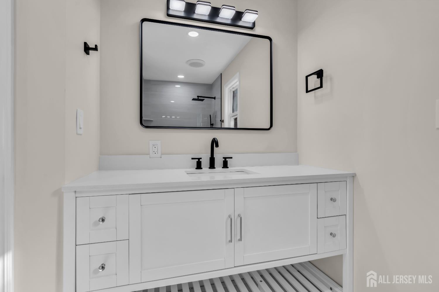 537 S Atlantic Avenue, Aberdeen, NJ, 07747 image 80