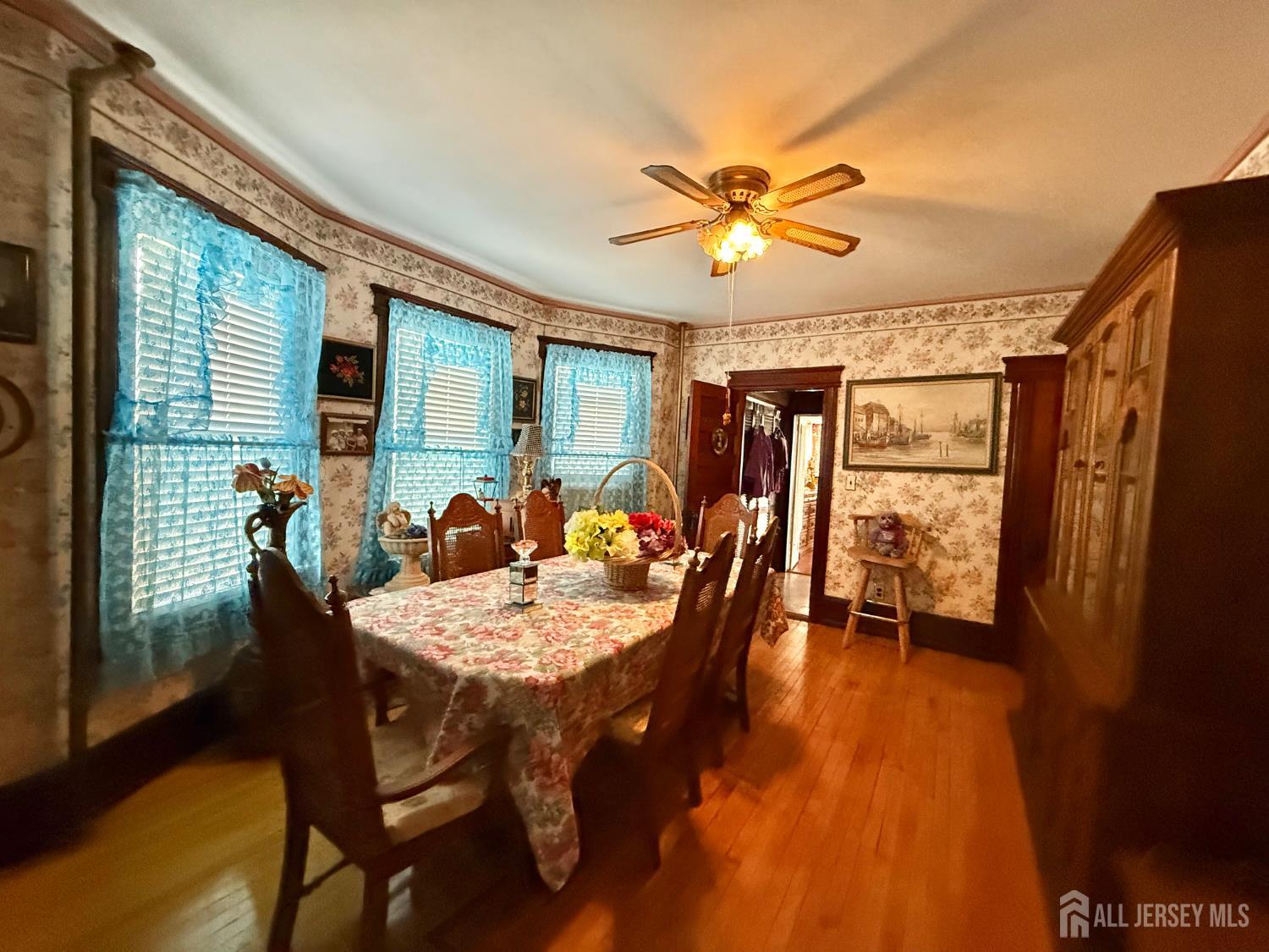 223 Main Street Image 5