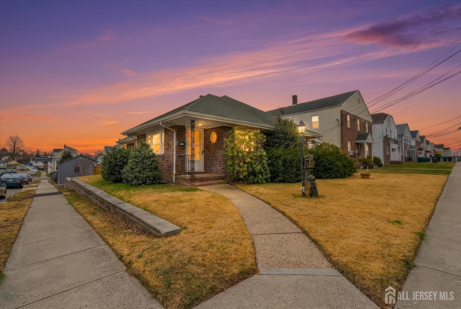 654 colgate Avenue Image 2