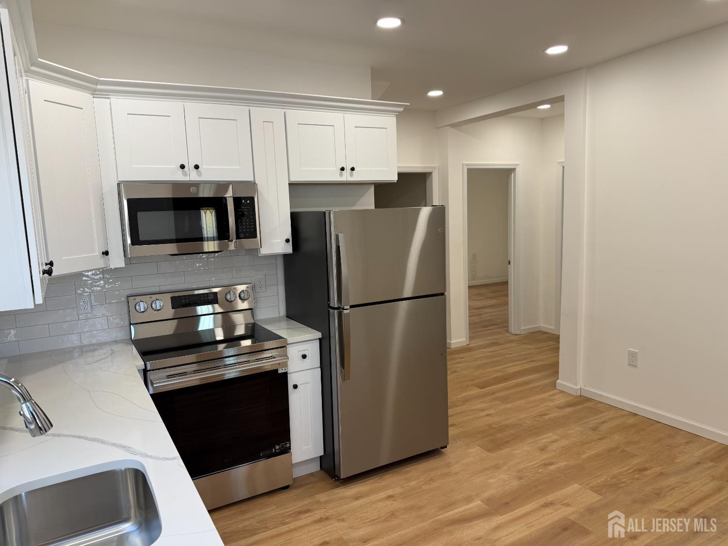 25 Stelton Road Image 3