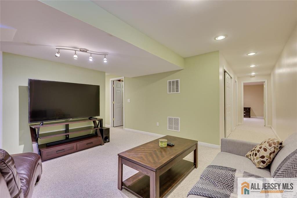 53 Kelly Way, South Brunswick, NJ, 08852 image 52