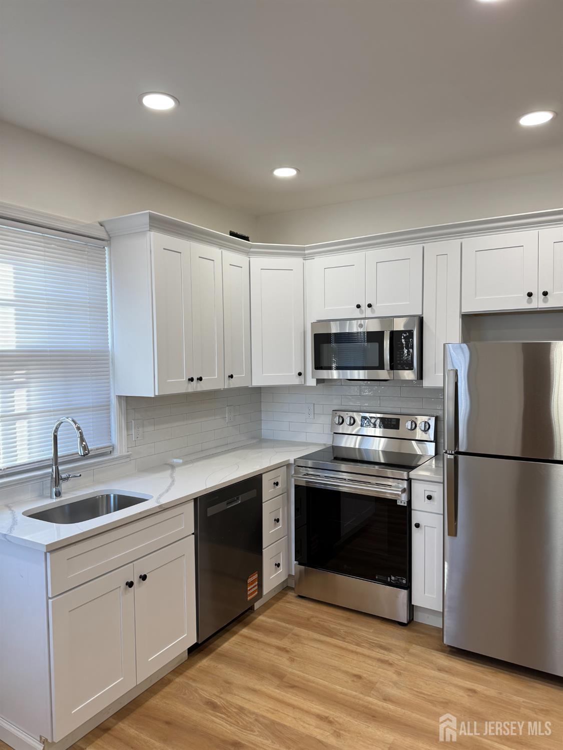 25 Stelton Road, Piscataway, NJ, 08854 image 38