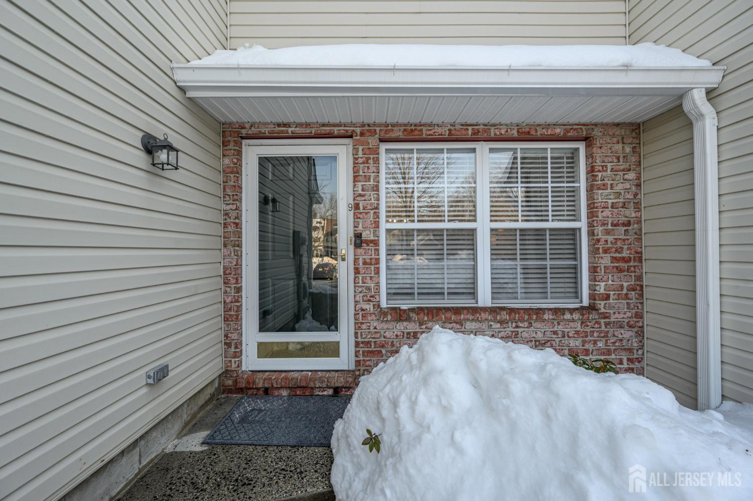 9 Cooper Lane Image 2