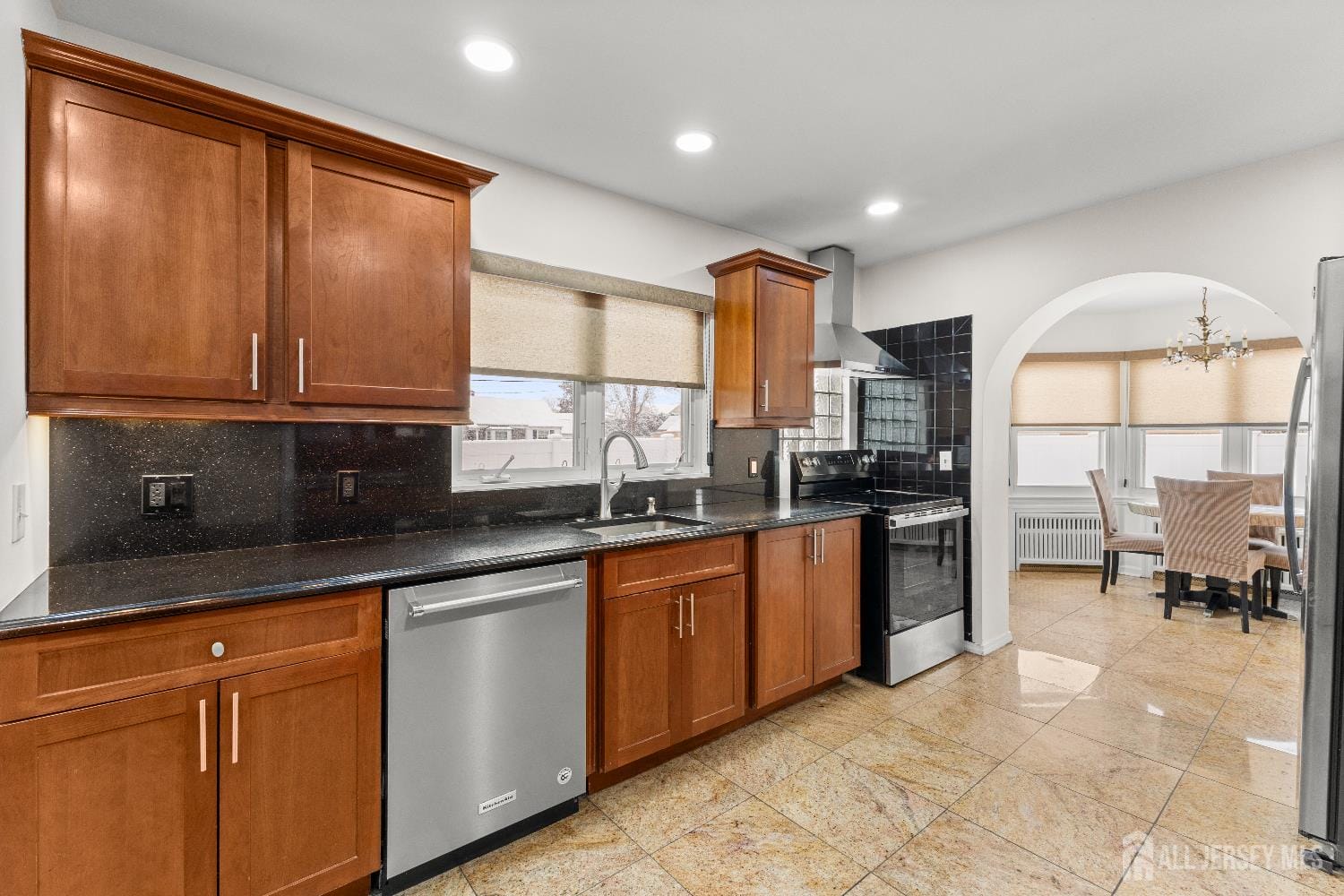 80 Glenwood Avenue, Elmwood Park, NJ, 07407 image 10