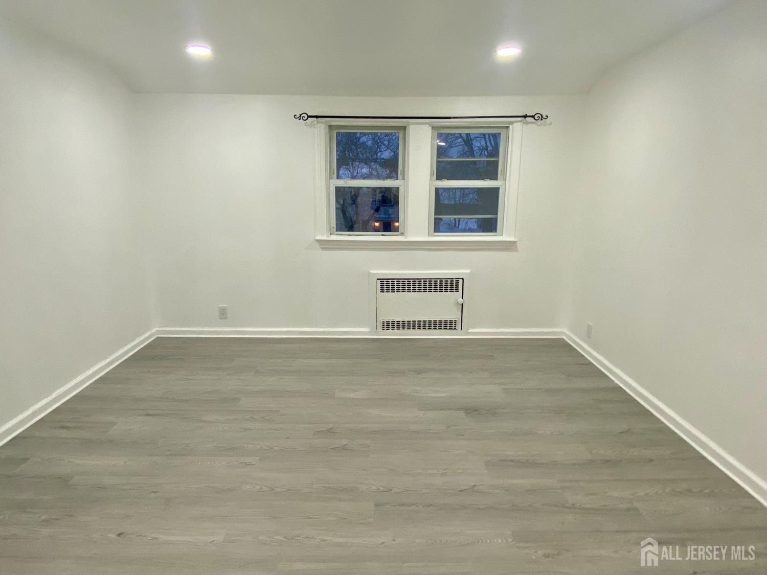 41 Elmwood Avenue, Carteret, NJ, 07008 image 19