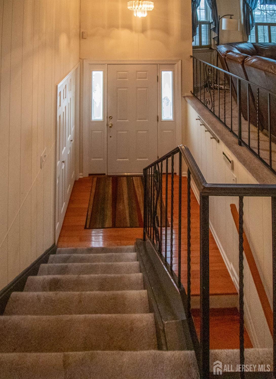 2250 Plainfield Avenue Image 4