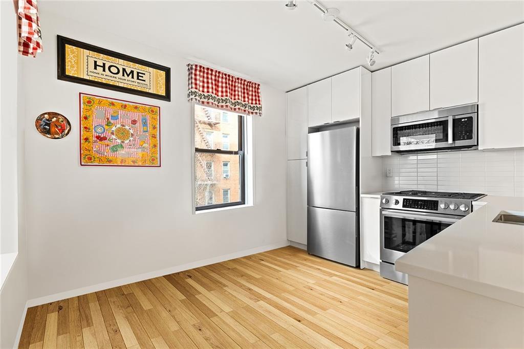 9511 Shore Road 205, Brooklyn, New York, 11209 image 7