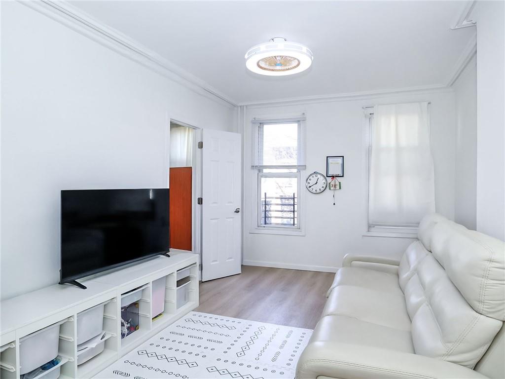 124 Hall Street, Brooklyn, New York, 11205 image 14