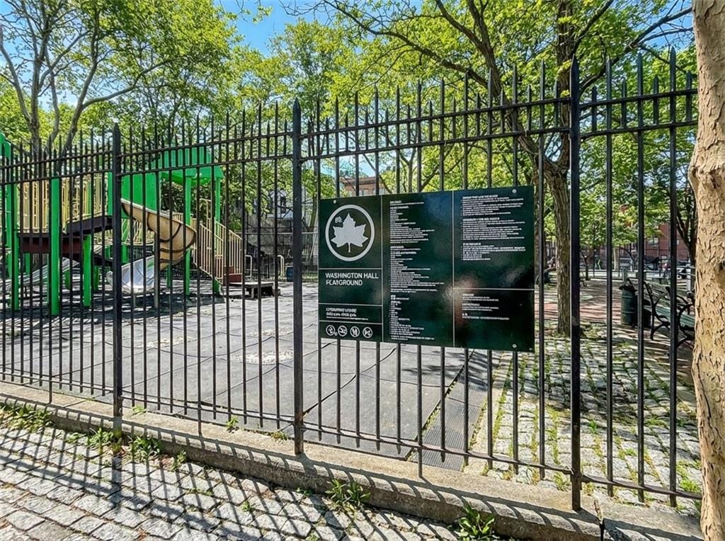 124 Hall Street, Brooklyn, New York, 11205 image 28