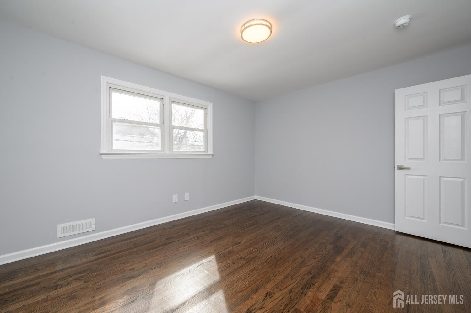 311 Chestnut Street, Middlesex, NJ, 08846 image 17