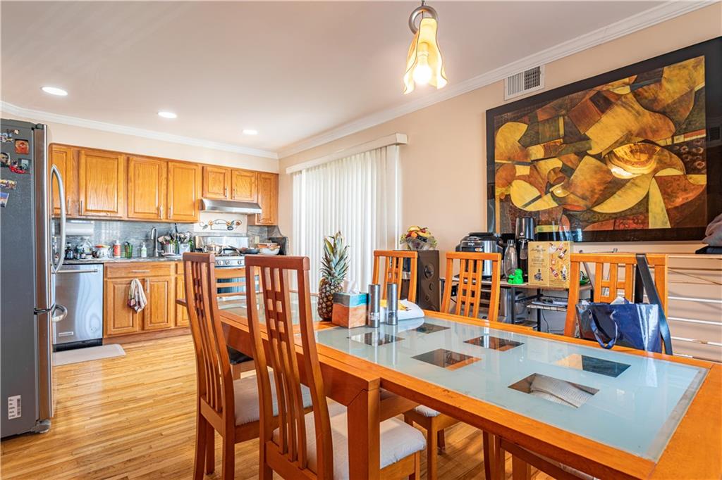 437 Laconia Avenue, Staten  Island, New York, 10305 image 14