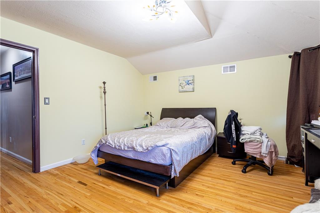 437 Laconia Avenue, Staten  Island, New York, 10305 image 24