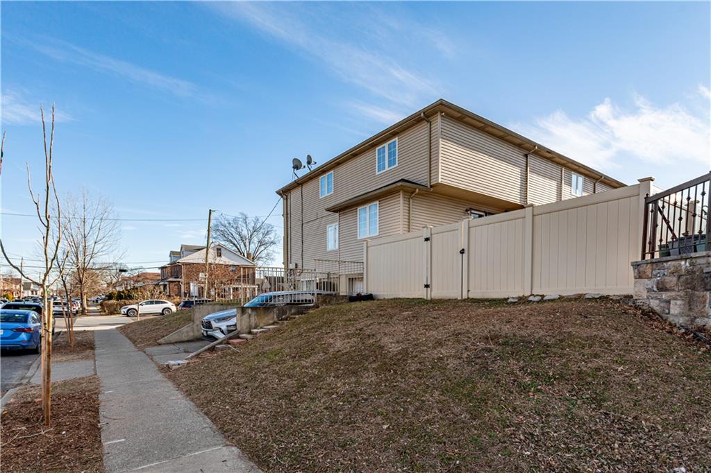 437 Laconia Avenue, Staten  Island, New York, 10305 image 33