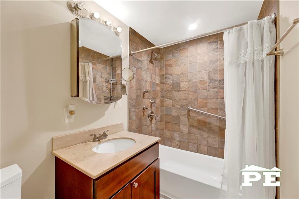 49 Erasmus Street 1A, Brooklyn, New York, 11226 image 20