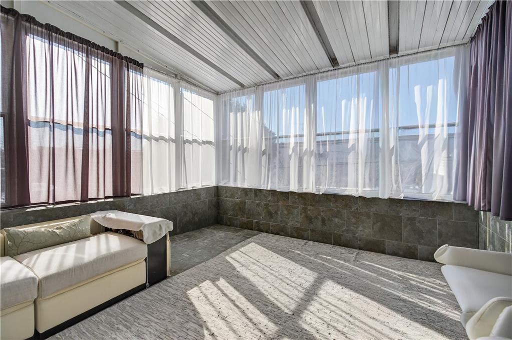 166 Pembroke Street, Brooklyn, New York, 11235 image 31